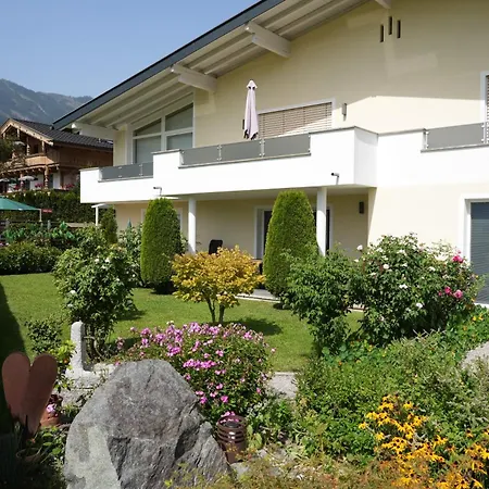 Apartment Schatz *
